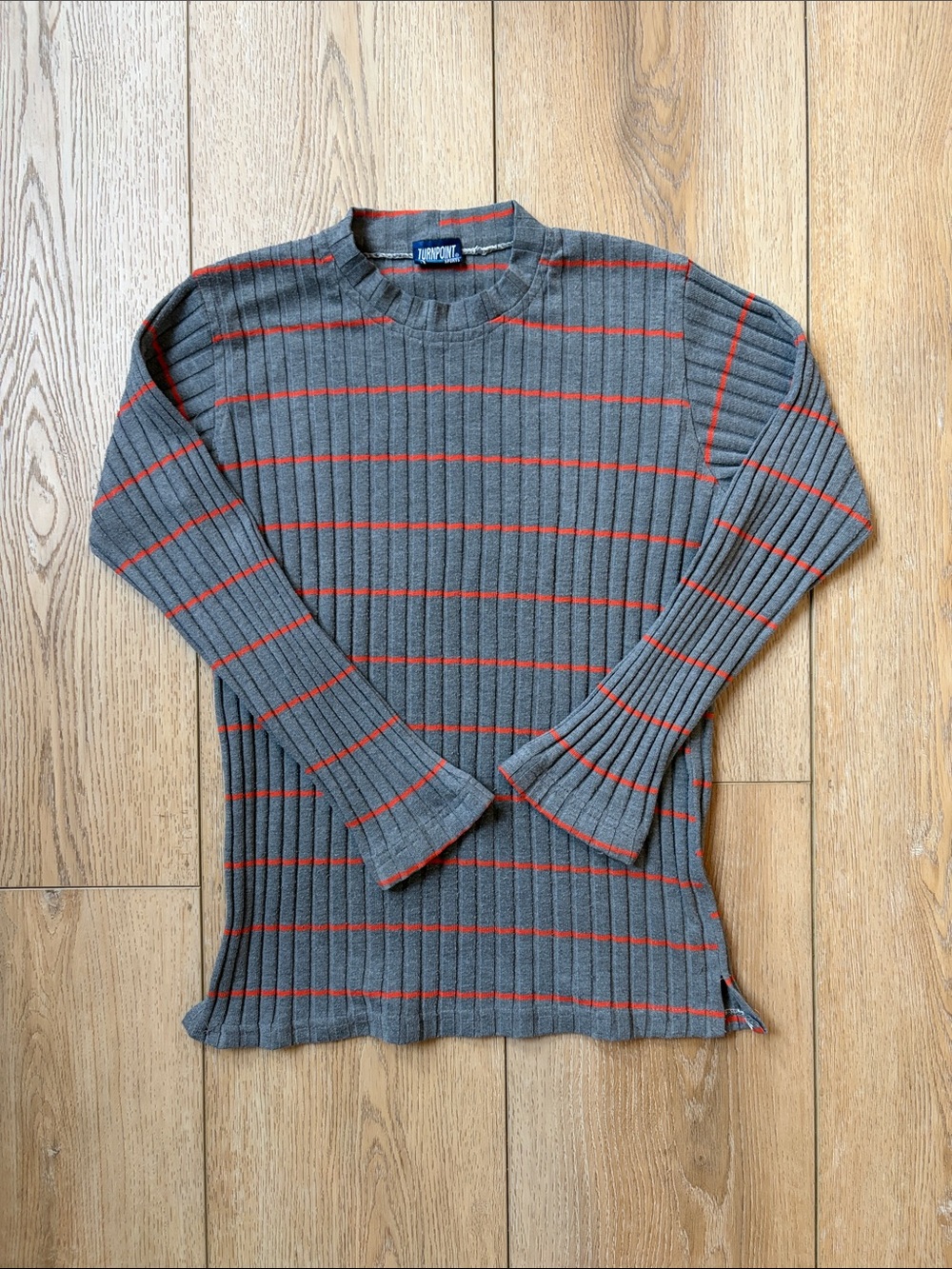 American Vintage | Striped Gray and Orange 90s cute striped long sleeve top